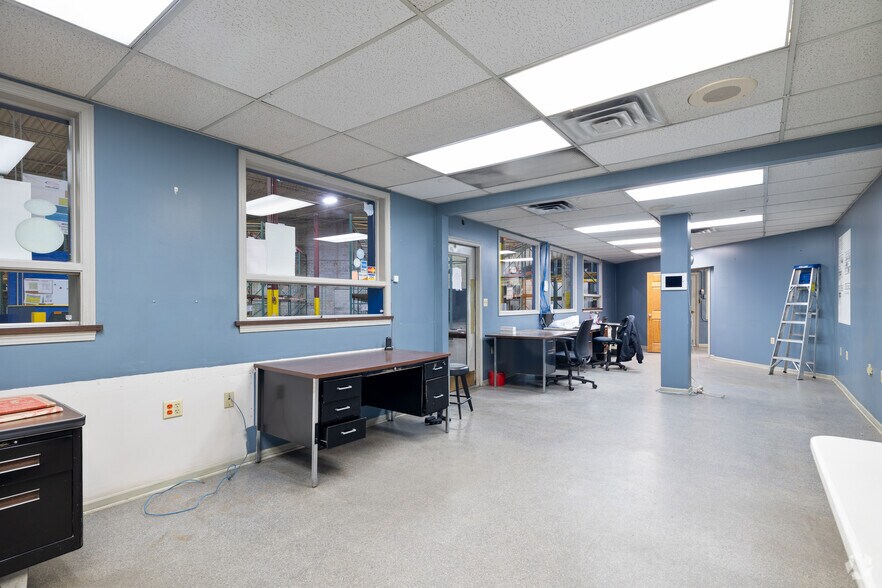 More Photos Of 430 6th St SE, Canton Refrigeration Cold Storage For Sale