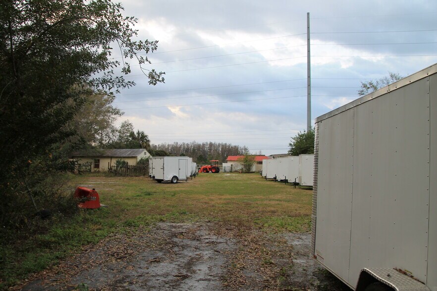 More Photos Of 18721 N Dale Mabry Hwy, Lutz General Retail For Lease