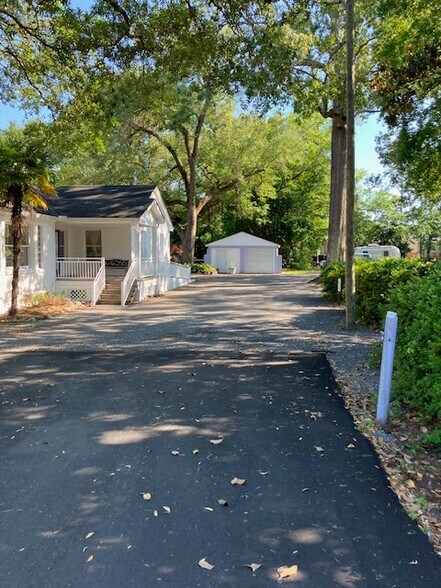 More Photos Of 1411 Ashley River Rd, Charleston Freestanding For Sale