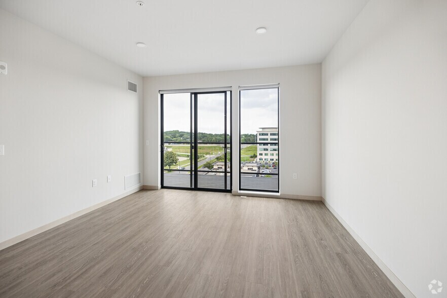 More Photos Of 8309 Greenway Blvd, Middleton Apartments For Lease