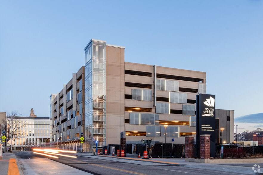 More Photos Of 3 Davol Sq, Providence Office For Lease