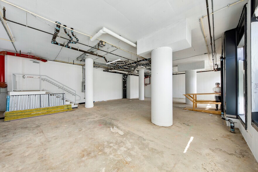 More Photos Of 737 4th Ave, Brooklyn Apartments For Lease