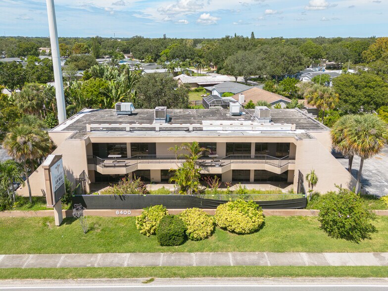 More Photos Of 6400 4th St N, Saint Petersburg Medical For Sale