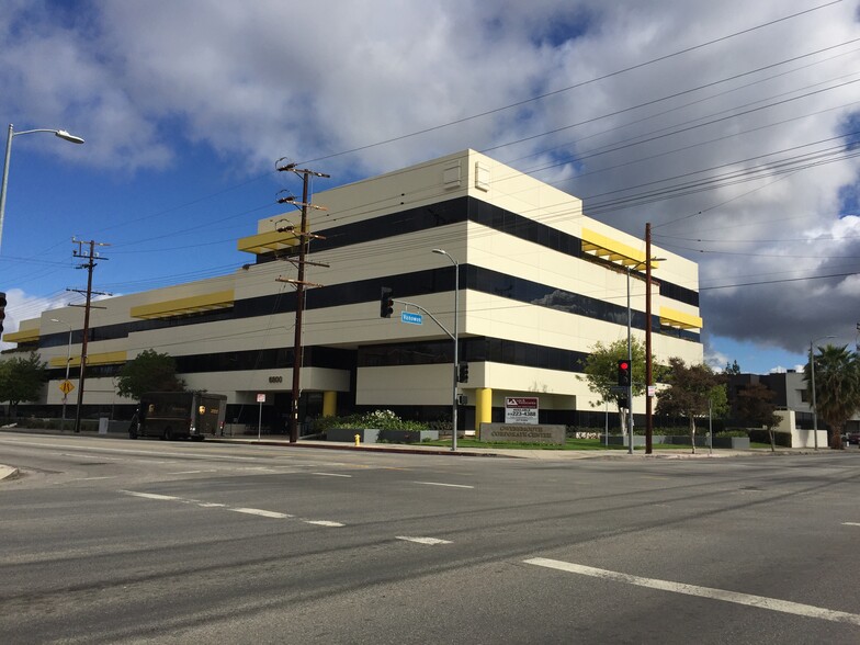 Primary Photo Of 6800 Owensmouth Ave, Woodland Hills Office For Lease