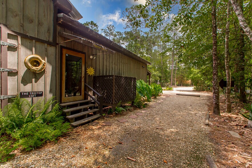 More Photos Of 11030 Garden Ln, Folsom Specialty For Sale