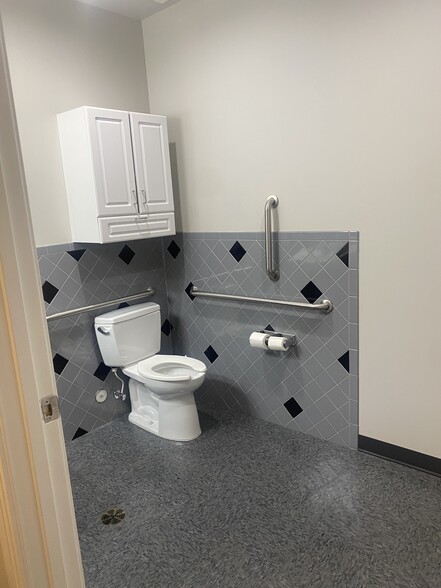 More Photos Of 2717 N Highway 89, Pleasant View Medical For Sale