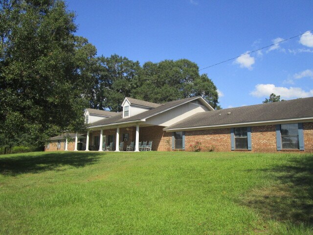 More Photos Of 370 Roy Beall Dr, Luverne Healthcare For Sale