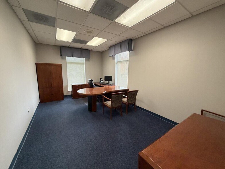 More Photos Of 625 Scott St, Napoleon Bank For Sale