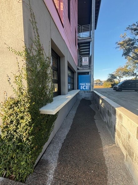 More Photos Of 87 Center St, Folly Beach Restaurant For Lease