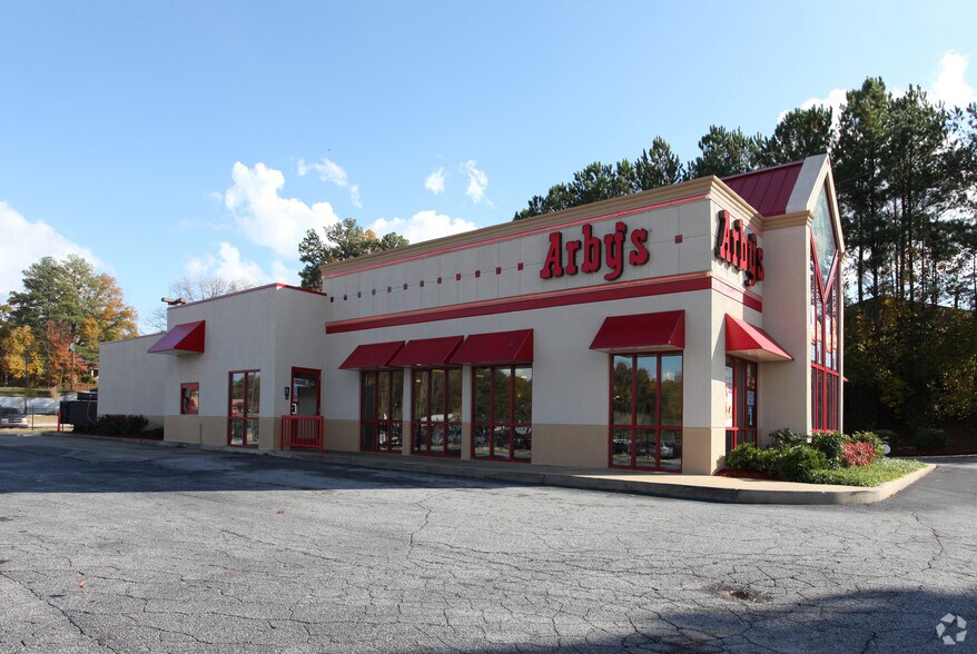 More Photos Of 8490 Tara Blvd, Jonesboro Fast Food For Lease