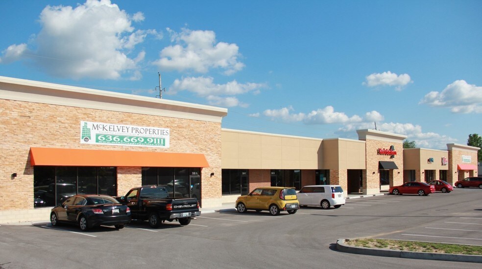 More Photos Of 318 Mid Rivers Mall Dr, Saint Peters Unknown For Lease