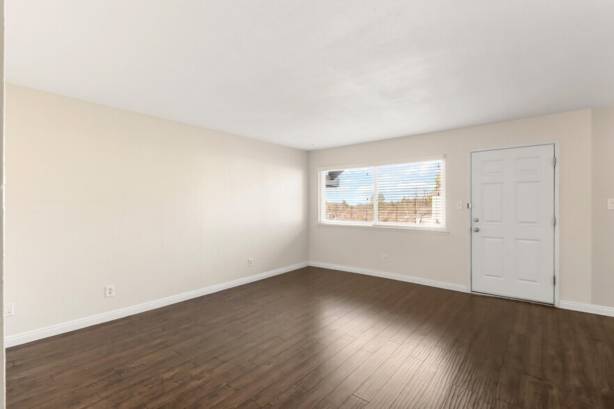 More Photos Of 163 Pleasant Ave, Auburn Apartments For Sale