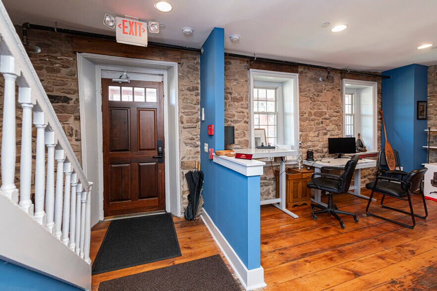 More Photos Of 10 N Main St, Phoenixville Medical For Sale