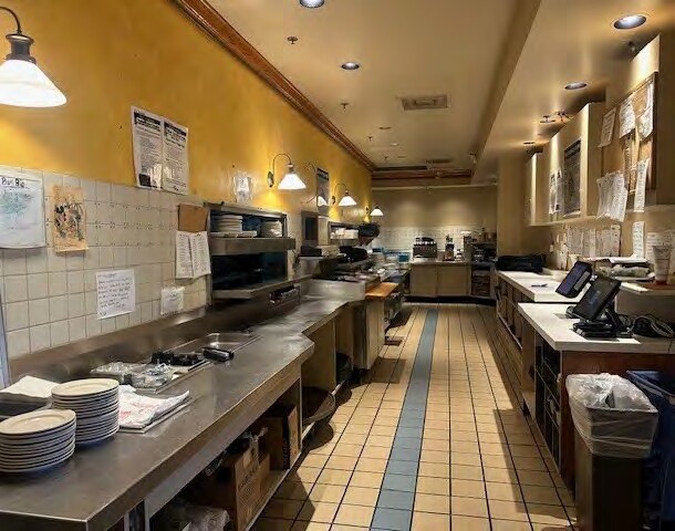 More Photos Of 5300 Camp Rd, Hamburg Restaurant For Sale