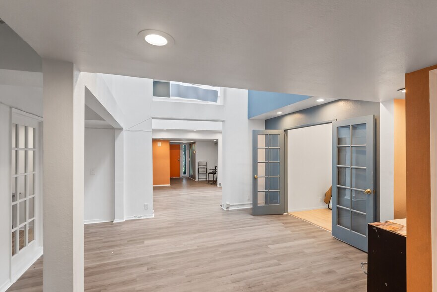 More Photos Of 451 N Shoreline Blvd, Mountain View Medical For Sale