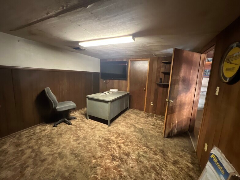 More Photos Of 1040 High St, Atwater Auto Repair For Lease