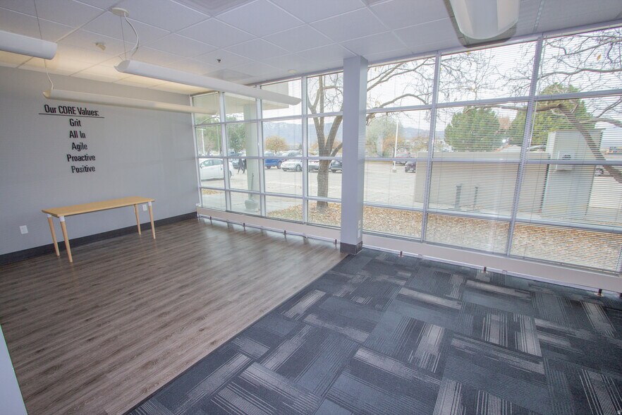 More Photos Of 1011 W 400 N, Logan Office For Lease