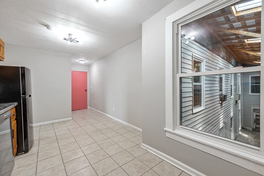 More Photos Of 522 N Main St, Hillsville Office Residential For Sale