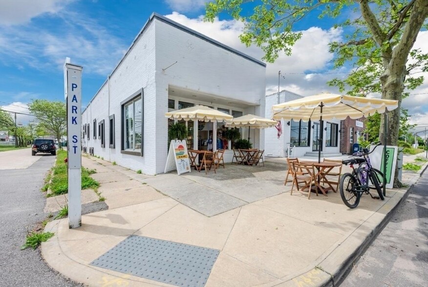 More Photos Of 2001 Park St, Atlantic Beach Storefront Retail Residential For Sale