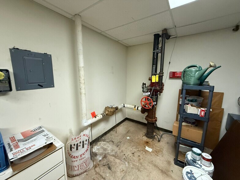 More Photos Of 1330 Parkway Ave, Ewing Medical For Sale