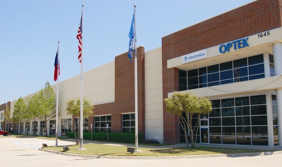 More Photos Of 1645 Wallace Dr, Carrollton Warehouse For Lease