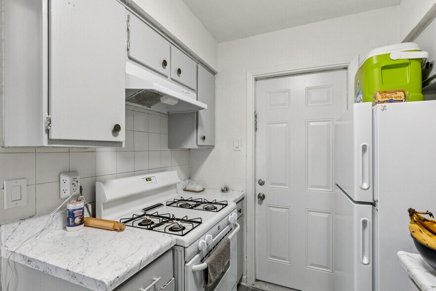 More Photos Of 500 Haley St, Irving Apartments For Sale