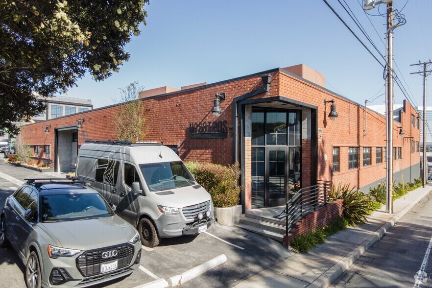 More Photos Of 1301 El Segundo Blvd, El Segundo Office For Lease