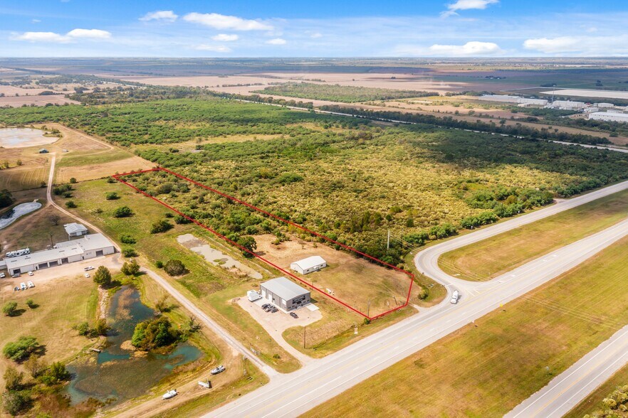 More Photos Of 1585 Patton Rd, Rosenberg Service For Sale