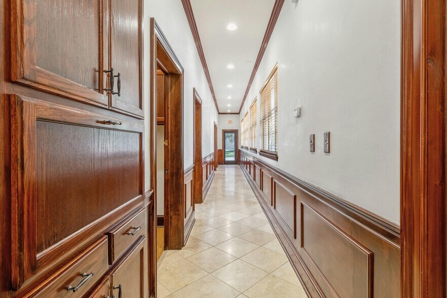 More Photos Of 310 Stagecoach Trl, San Marcos Medical For Lease