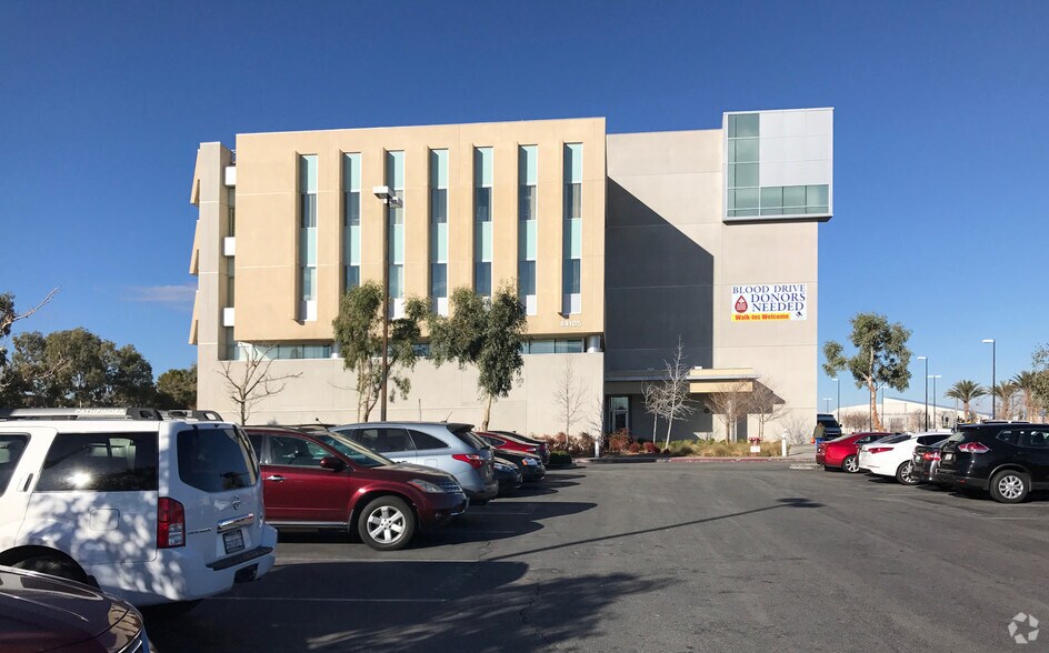 More Photos Of 44105 15th St W, Lancaster Medical For Lease