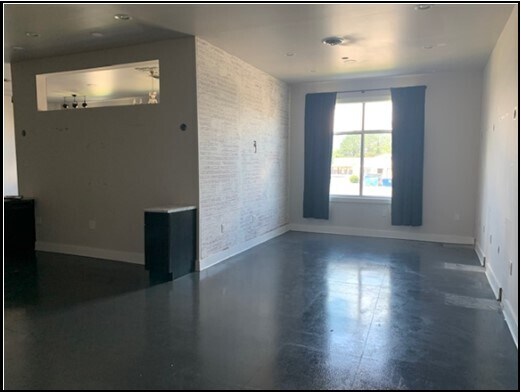 More Photos Of 959 New Loudon Rd, Latham Freestanding For Lease