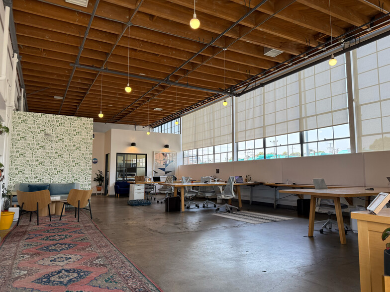 More Photos Of 11751 Mississippi, Los Angeles Office For Lease