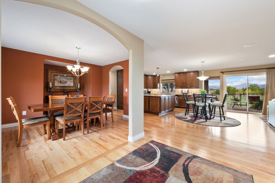 More Photos Of 13299 E County Line Rd, Longmont Flex For Sale