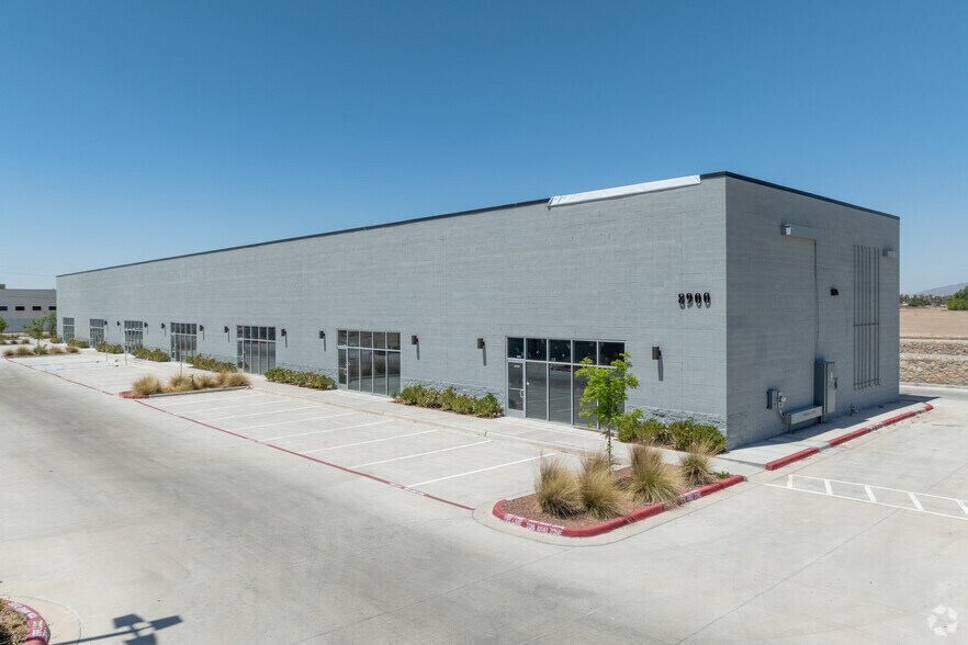 More Photos Of 501 North Zaragoza, El Paso Flex For Sale