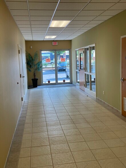 More Photos Of 12306 SE Mill Plain Blvd, Vancouver Office For Lease