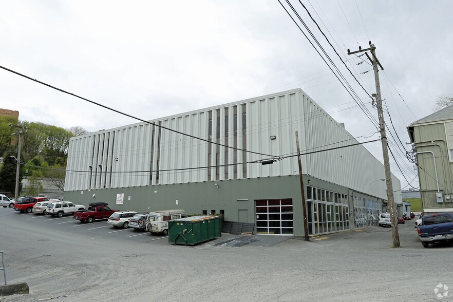 More Photos Of 900 Poplar Pl S, Seattle Warehouse For Lease