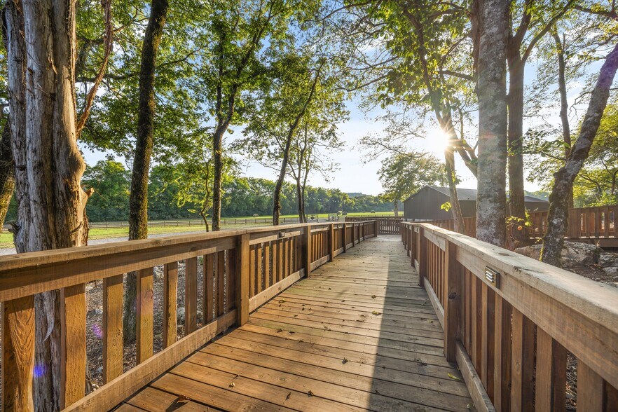 More Photos Of 4201 Pleasant Valley Rd, Union Grove Restaurant For Sale