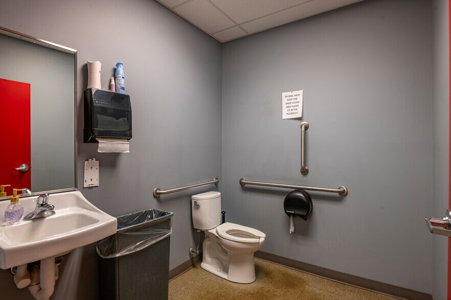 More Photos Of 784 Memorial Hwy, Oley Industrial For Sale