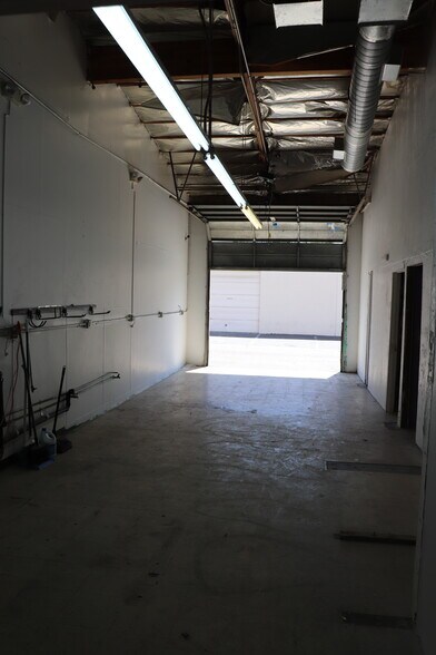 More Photos Of 2485 Autumnvale Dr, San Jose Warehouse For Sale