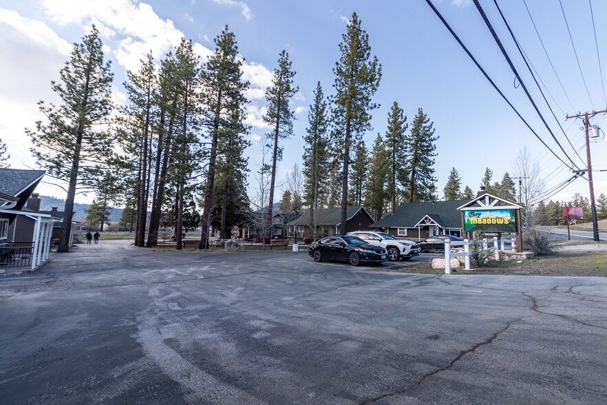 More Photos Of 39756 Big Bear Blvd, Big Bear Lake Hotel For Sale
