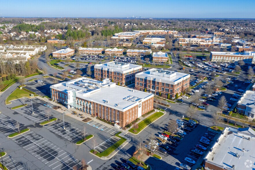 More Photos Of 8832 Blakeney Professional Dr, Charlotte Medical For Sale