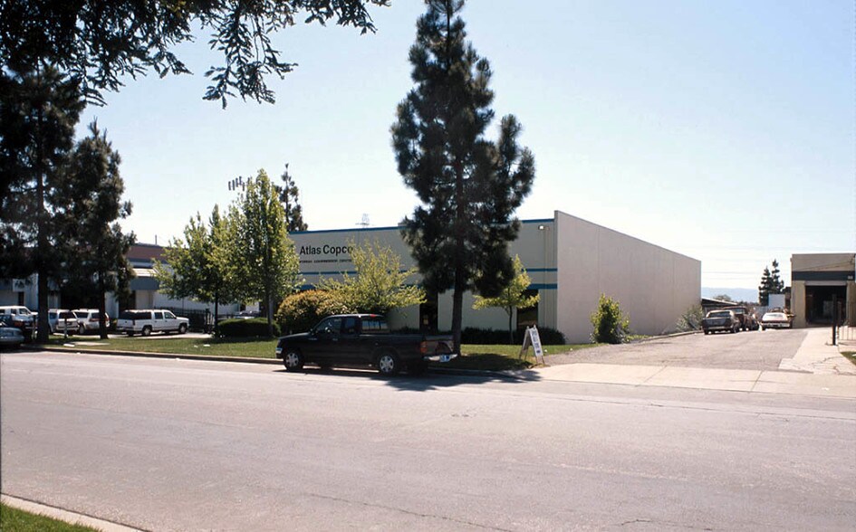 More Photos Of 49103 Milmont Dr, Fremont Warehouse For Sale