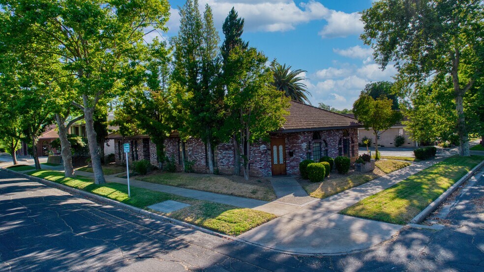 More Photos Of 2145 O St, Merced Office For Sale