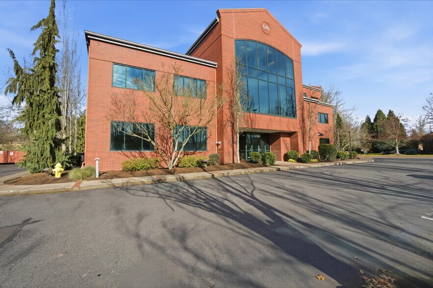 More Photos Of 680 Hawthorne Ave SE, Salem Office For Lease