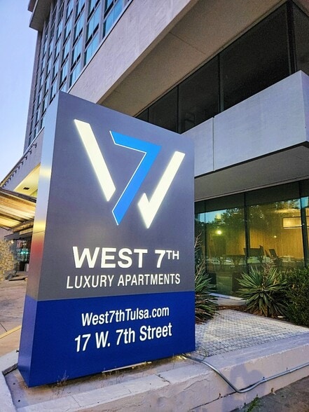 More Photos Of 17 W 7th St, Tulsa Apartments For Lease