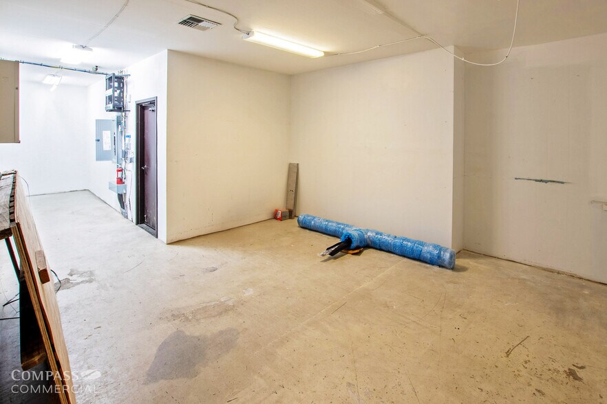 More Photos Of 1024 NW Bond St, Bend Storefront For Lease