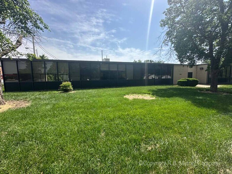 More Photos Of 1730 E Portland St, Springfield Medical For Sale