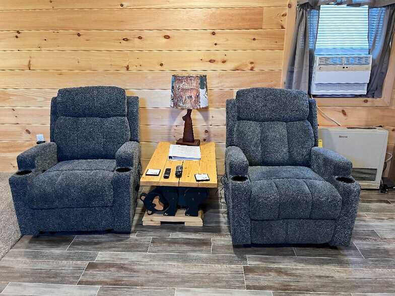 More Photos Of 20 McCarthy Rd, Brushton Apartments For Sale