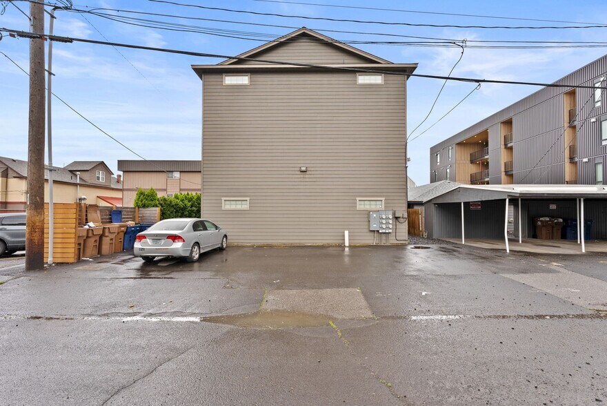 More Photos Of 815 E Sharp Ave, Spokane Apartments For Sale