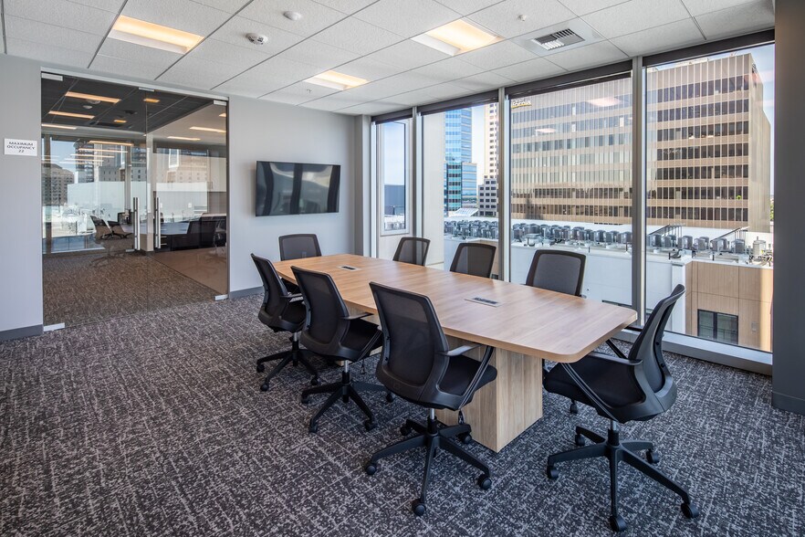 More Photos Of 621 Capitol Mall, Sacramento Office For Lease